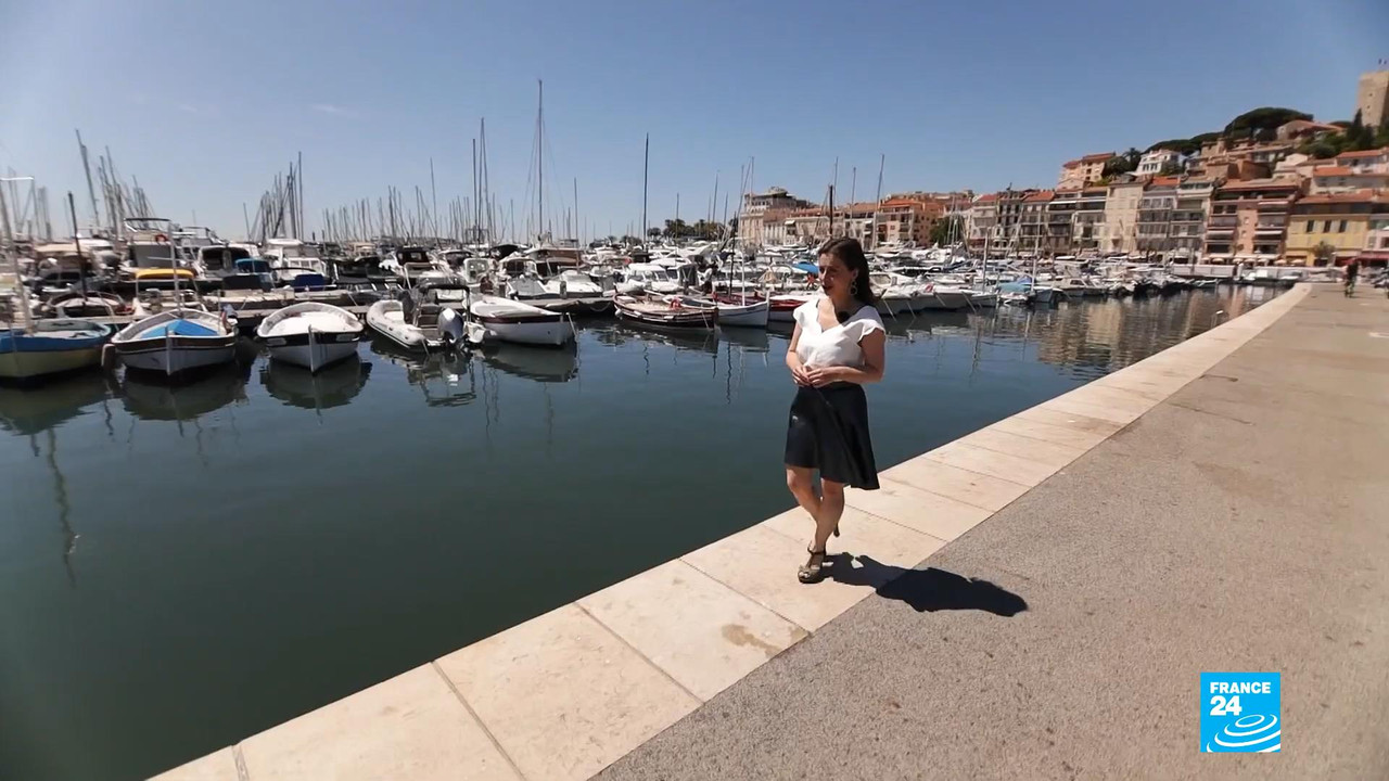 Cannes 2021 Director Sean Baker makes lift-off with Red Rocket • FRANCE 24 English.mp4_snapshot_00.4
