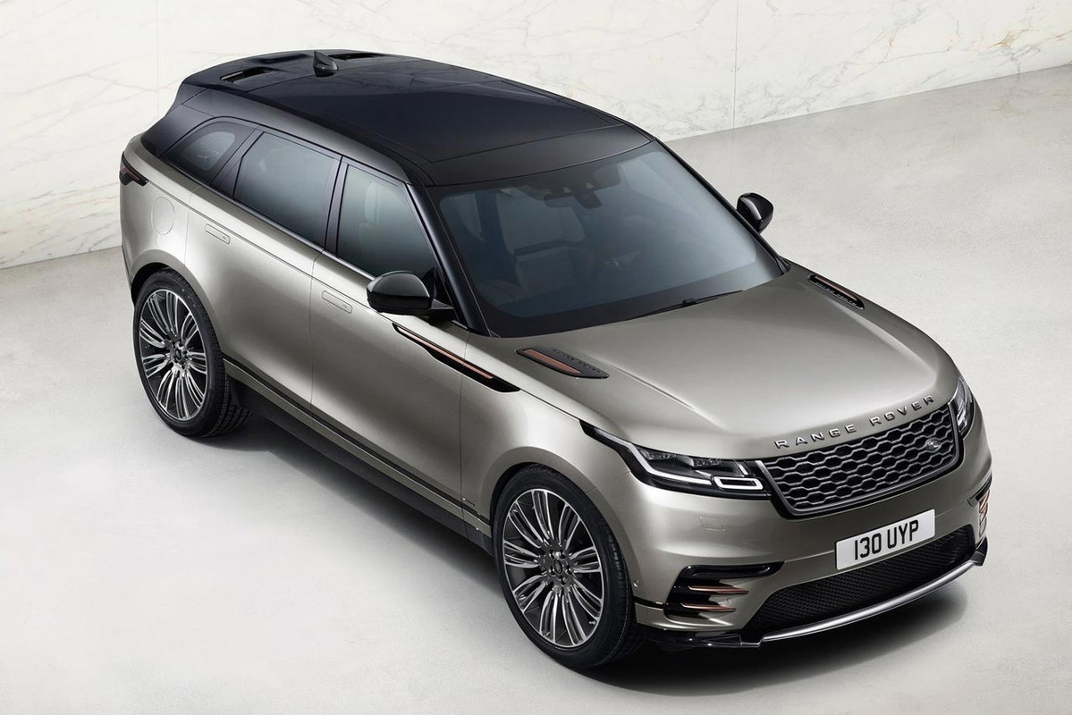 2017-Range-Rover-Velar-front-quarter.jpg