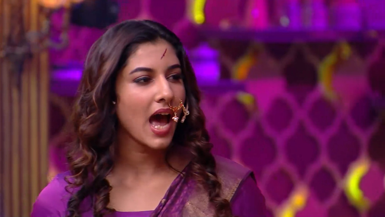 [Image: Vishnupriya-Sexy-Open-Big-Navel-Hole-Sho...48-408.jpg]