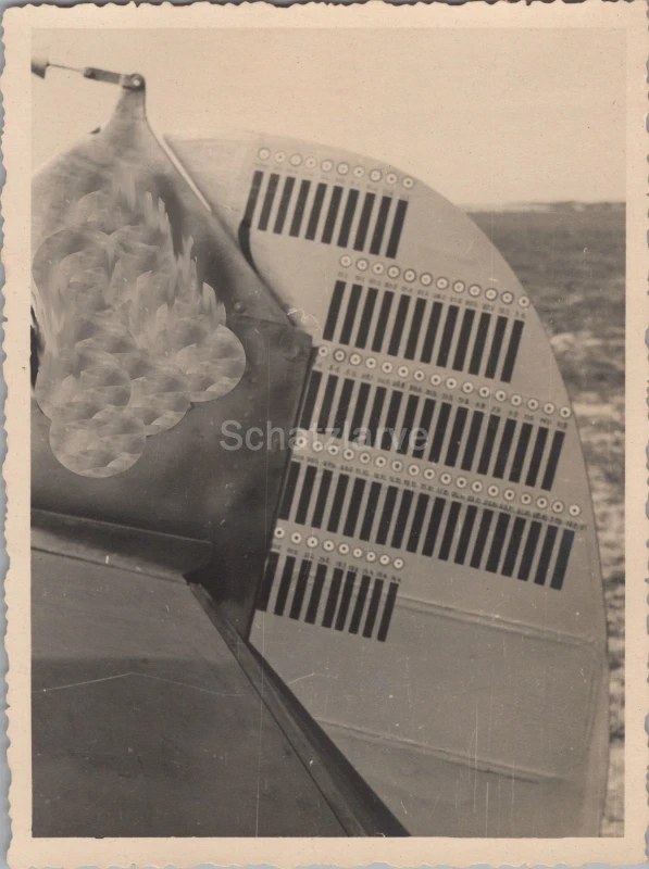 Foto Jagdflieger Jagdgeschwader 51 (JG 51) Me 109 Abschussbalken (MJ 201)