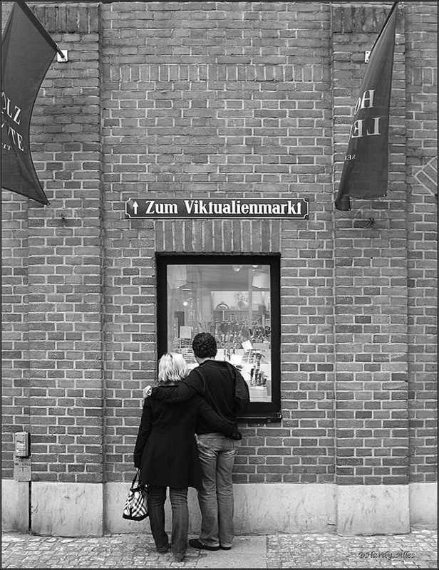 PA092097 München 2 am Viktualienmarkt SW