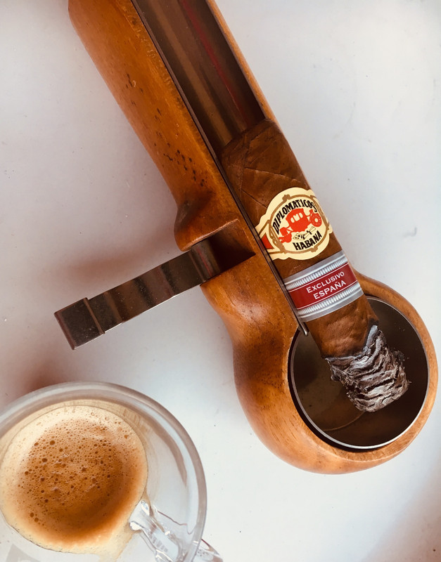 9EDCA3CB-7BEA-4793-B991-11039A7647AB