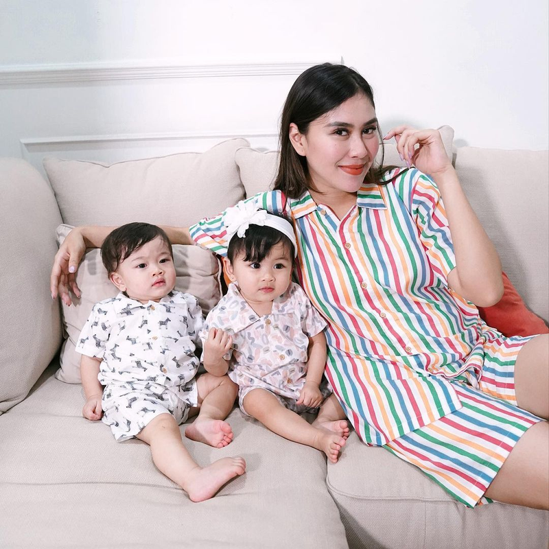 Syahnaz Sadiqah bersama Zayn dan Zunaira