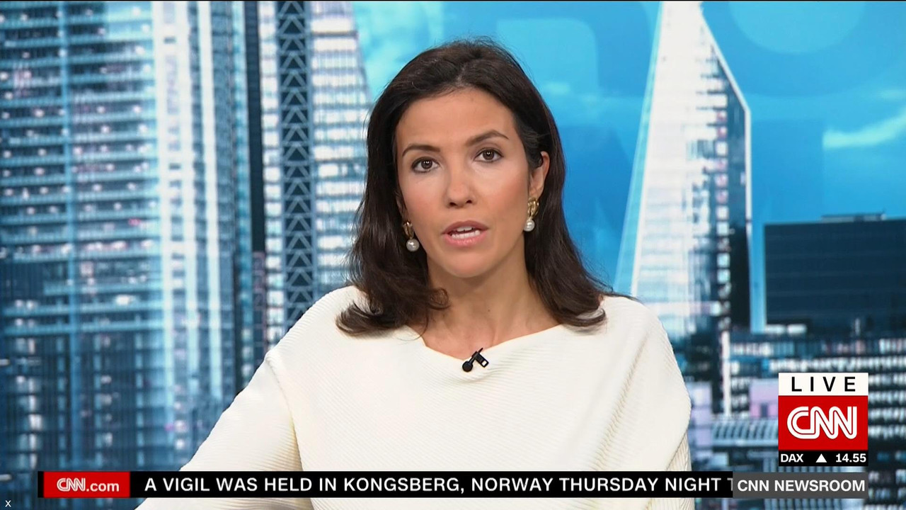 10.15 - 09.00.00 - CNN Newsroom with Isa Soares. Live from London, Is....ts_snapshot_00.06.55_[2021.