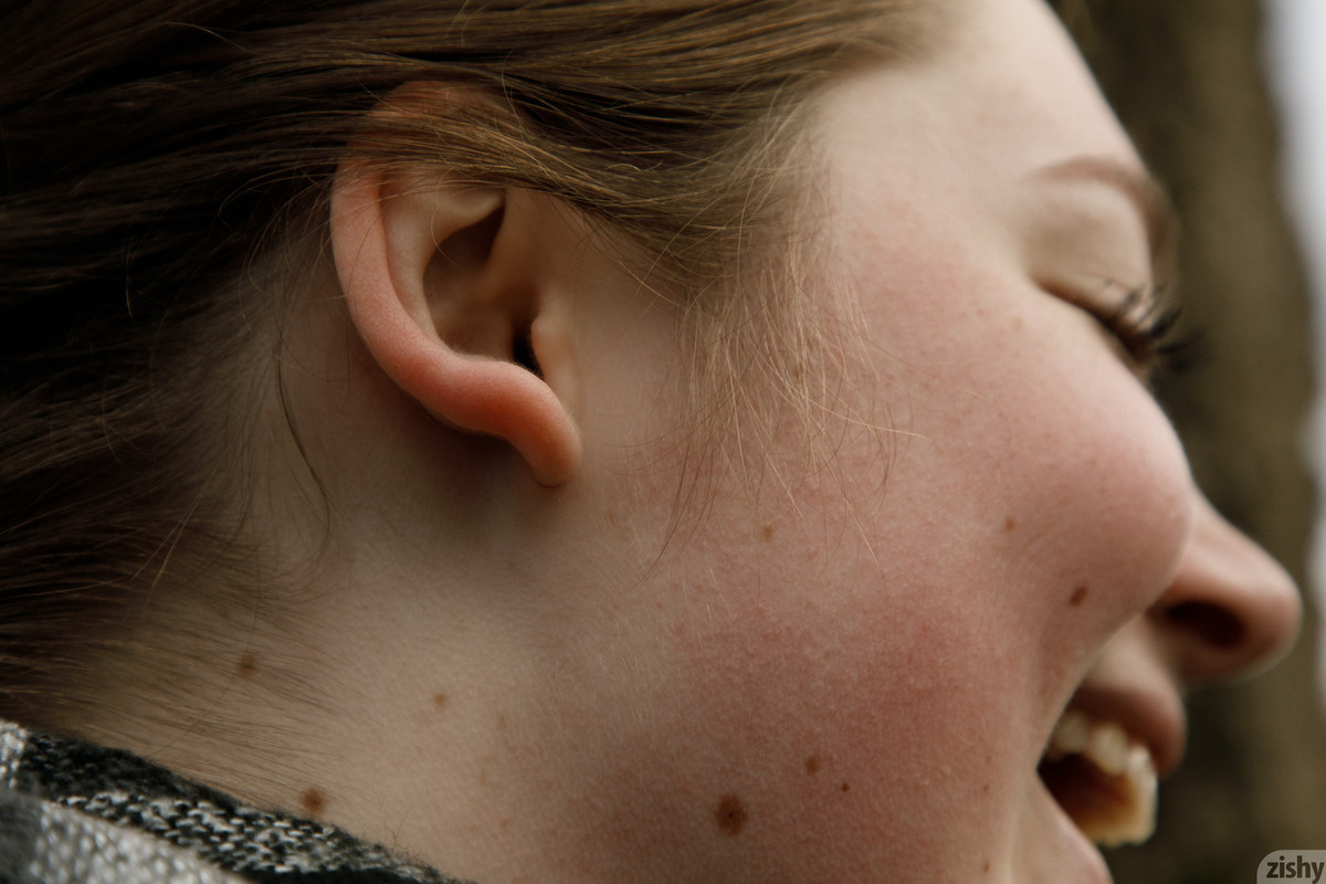 full_015_1003511018579693