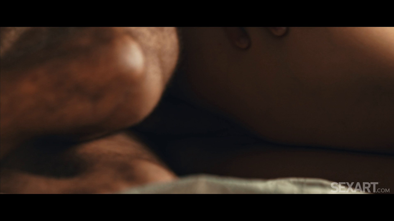 Ambar Lapiedra - First Touch - SEXART.mp4.0022