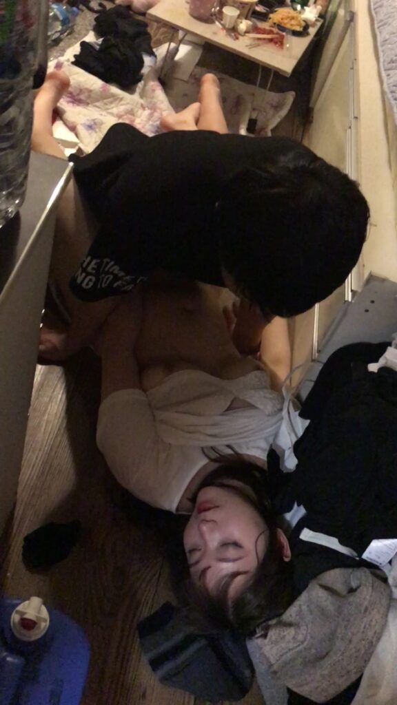 C-2-2-MOV-000014166-576x1024