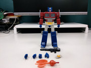 RED-Optimus-Prime-Megatron-19