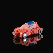 Transformers-Studio-Series-86-Core-Wheelie-09