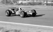 1971 South African F1 Championship 05-Bruce-vd-Merwe-in-the-Brabham-Repco-BT20