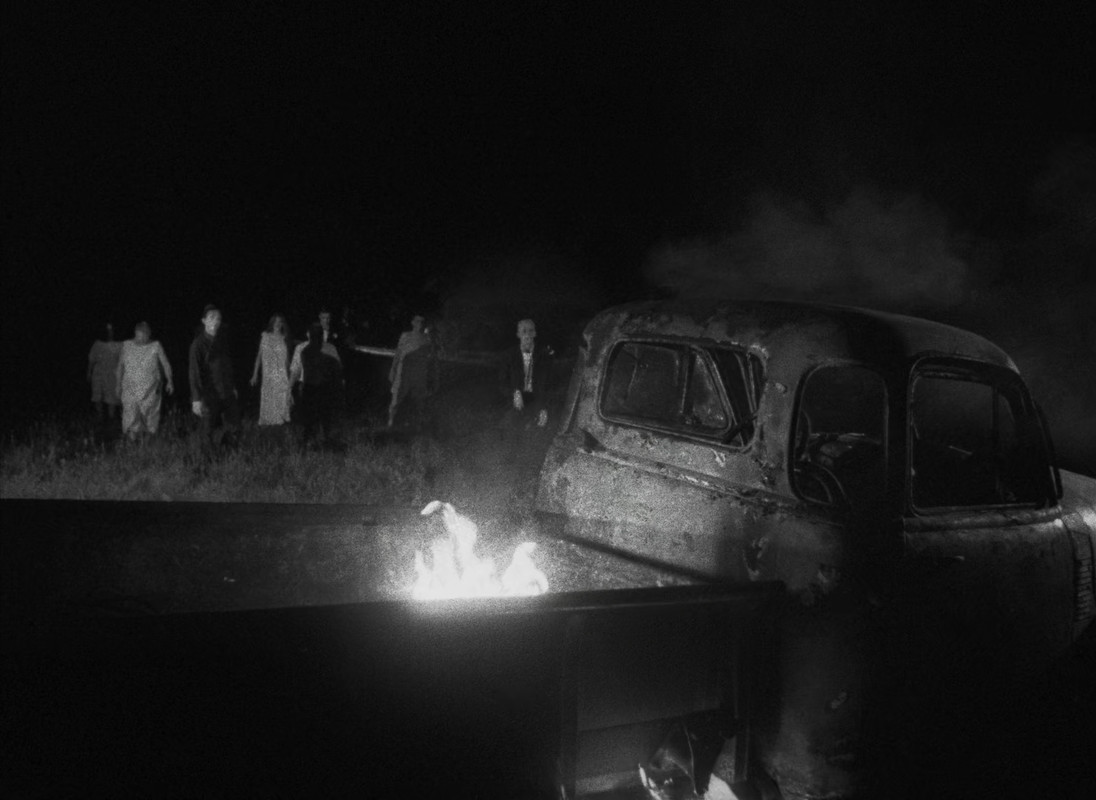 Night of the Living Dead (1968) Criterion.mkv_snapshot_01.15.02_