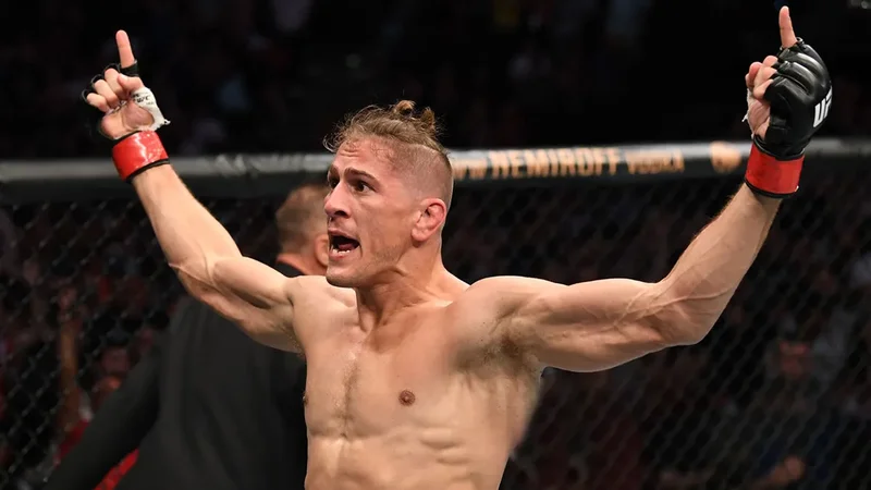 Нико Прайс срещу Джейкъб Смит на UFC 317