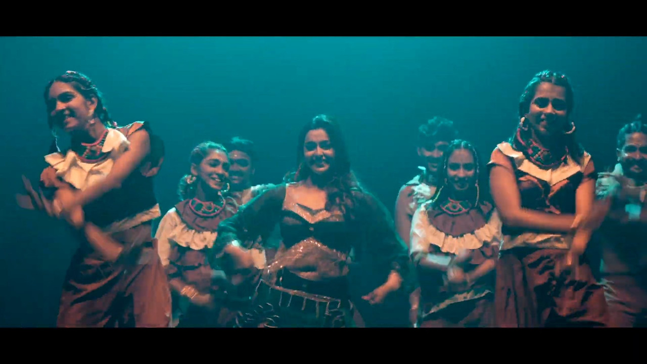 Mokksha Sexy Dance showing Big Deep Navel hole and boobs chithini mp4 snapshot 02 29 251