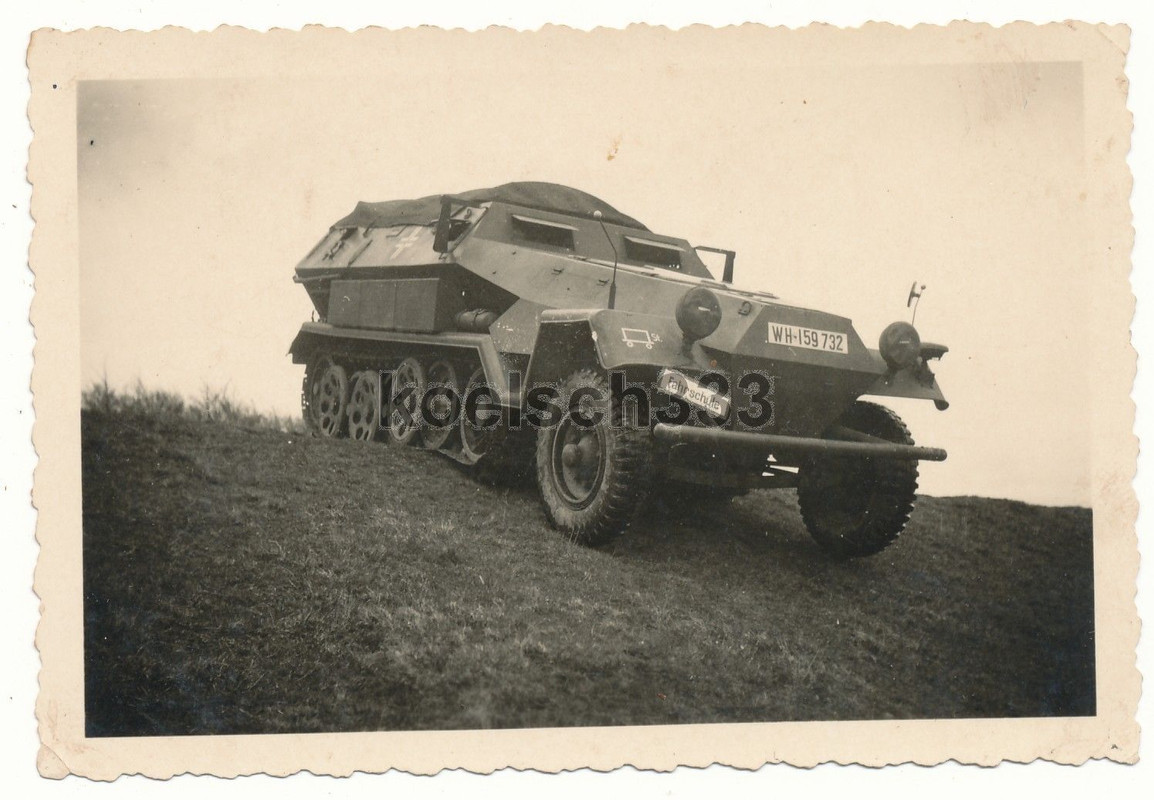 Foto Schützenpanzer Panzer Halbkette Kennzeichen