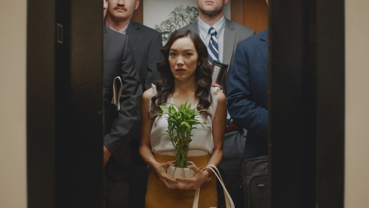 Bulge Bracket (2020) S01E01 Welcome (1080p AMZN Webrip x265 10bit EAC3 2.0 - HxD) [TAoE].mkv_2020080