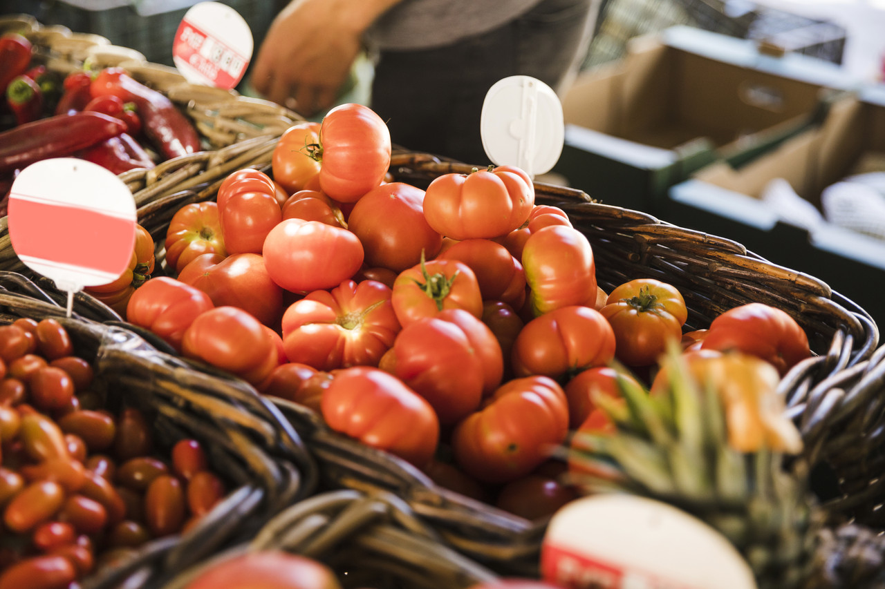 The Difference Between a Portuguese Market and a Supermarket
