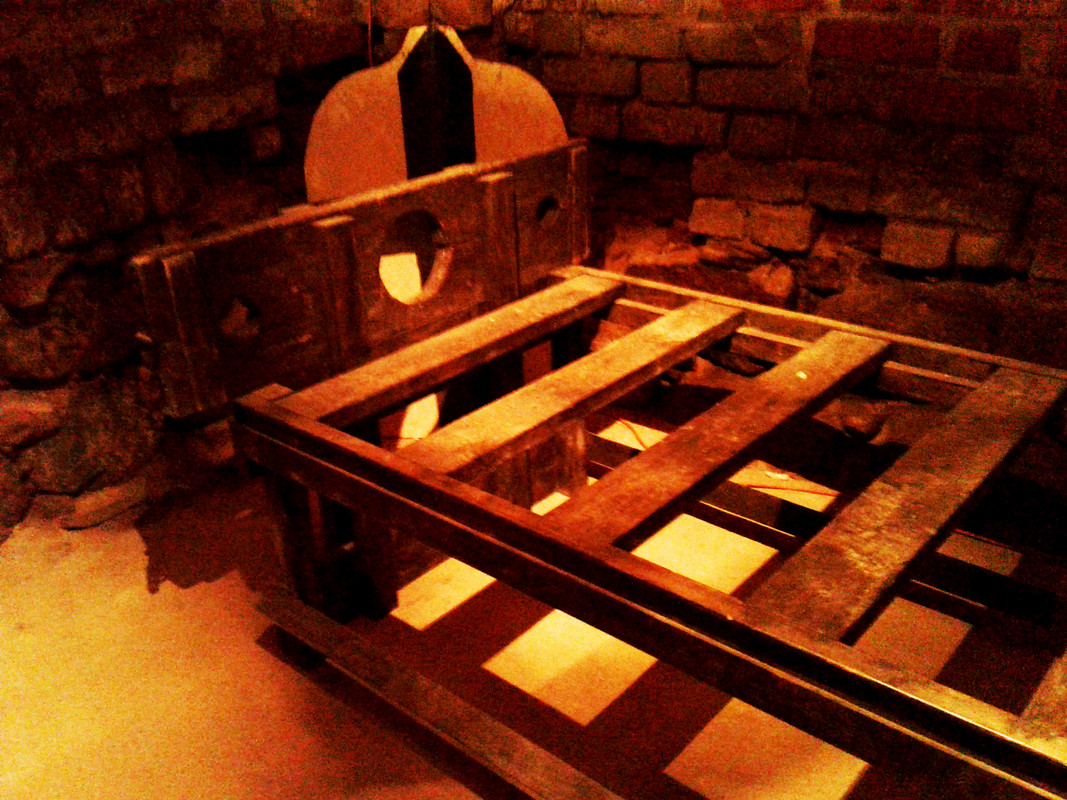 02.30 - 20170429_105210 (Krwawa Mary)