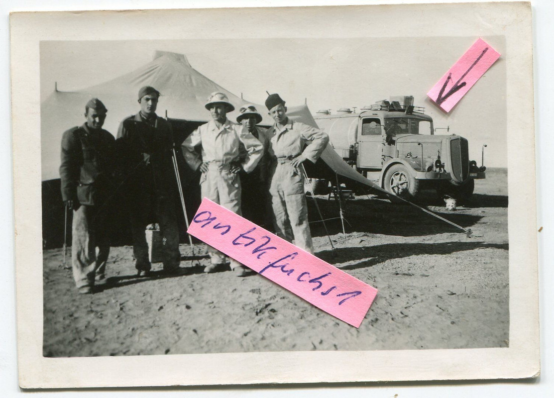 Militär-Tankwagen-LKW des Afrikakorps in Afrika 