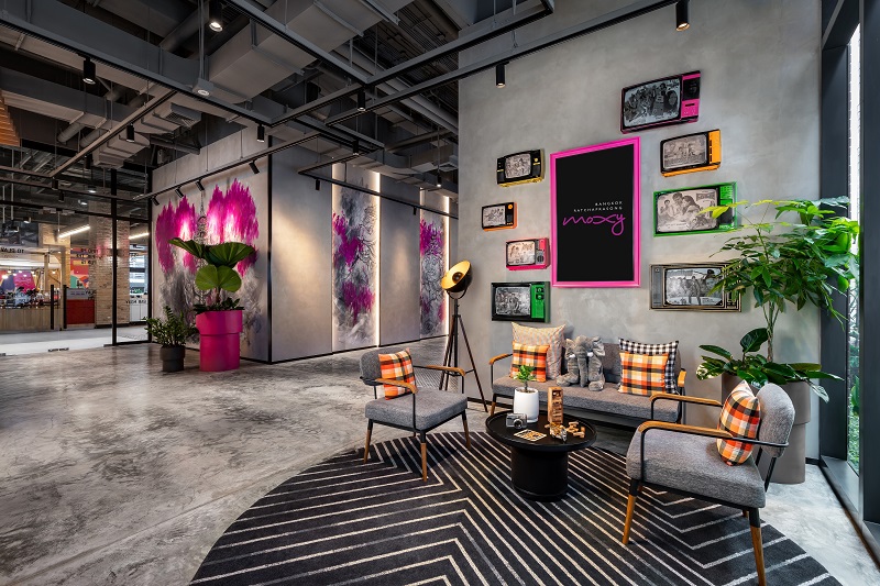 L Moxy Bangkok Arrival lobby