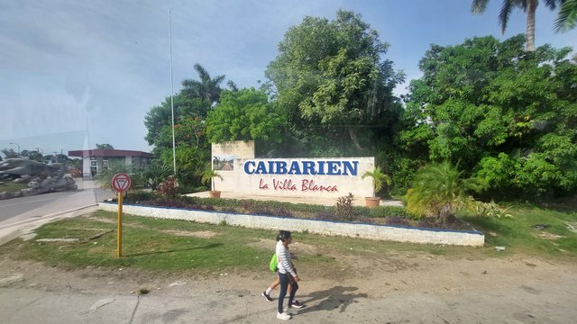 Hotel Iberostar Selection Ensenachos - Blogs de Cuba - DIA 1 - JEREZ-MADRID EN COCHE, SALA VIP, VUELO DE IDA Y LLEGADA AL HOTEL IBEROST (63)