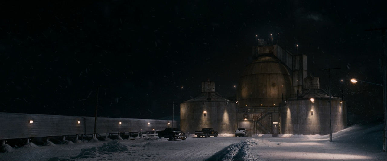 30 Days of Night 2007 (1080p x265 10bit Tigole).mkv_snapshot_00.