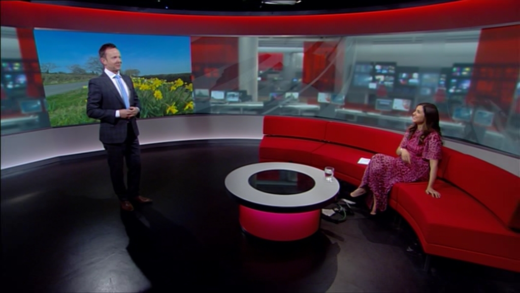 04.07 - 18.30.00 - BBC London News. The latest news, sport and weathe....ts_snapshot_24.00.485