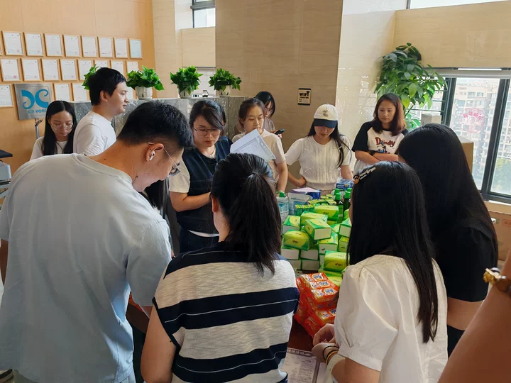Heat Press Leader colleagues gathering for the 2026 Mid-Autumn Bo Bing celebration