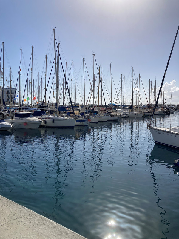 Puerto de Mogan 1