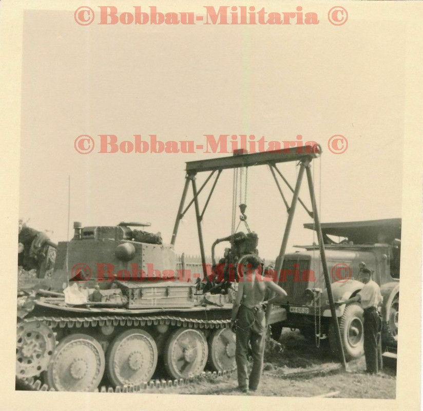 Frontwerkstatt Werkstattzug Motor-Wechsel Panzerkampfwagen 38(t) Stabo Kran.
