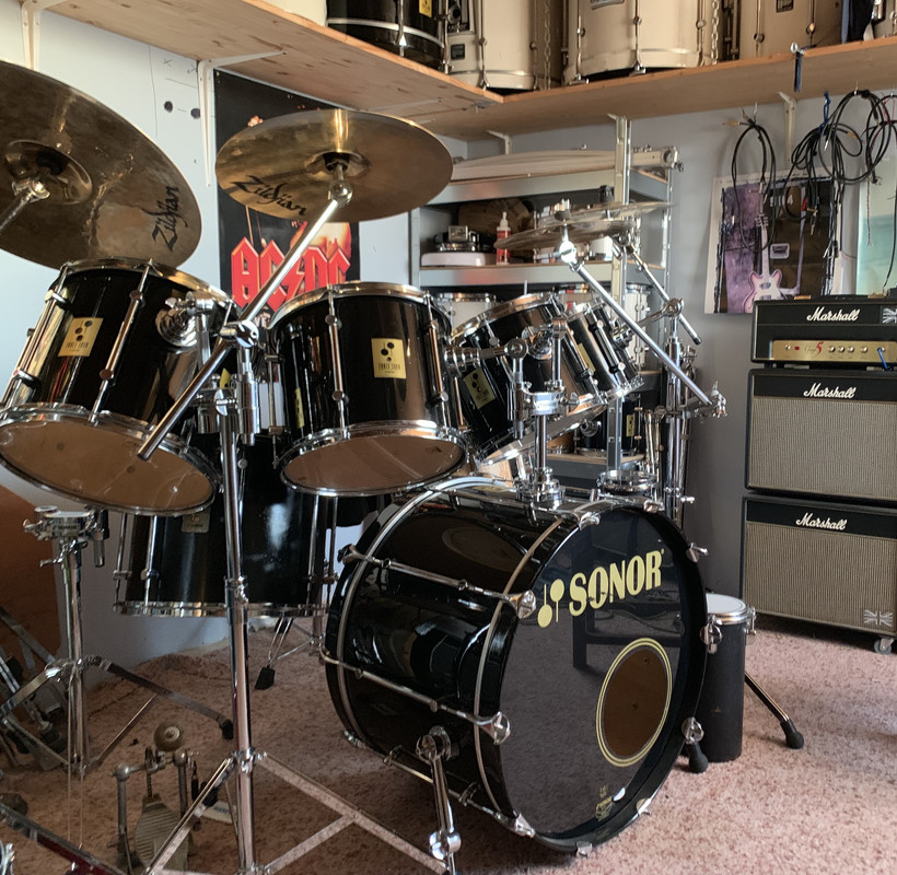 4FE84E16-543D-42ED-9DE4-1F0A19727B34