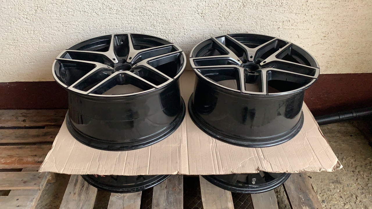 5B88DFA0-76B4-4BF5-ADC5-627DF742824B