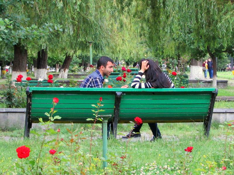 Introducción / Primer día en Yerevan: Mercado Vernissage - ARMENIA: CÁUCASO, MÚSICA Y FOTOGENIA (12)