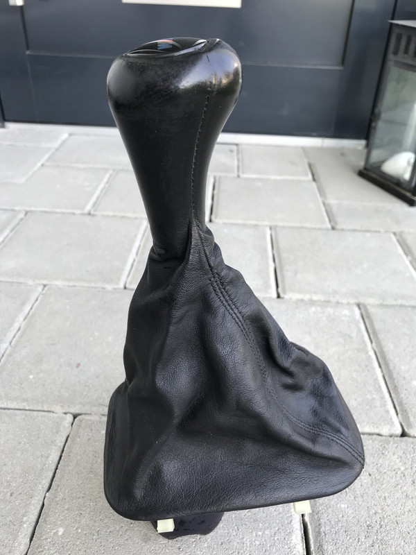 B22B33FF-3887-48F7-9E7E-A16DA59EF131