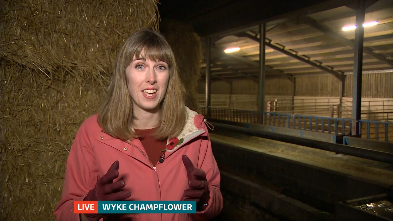 11.02 - 18.00.00 - ITV News London. The latest news in London and the....ts_snapshot_15.02.330