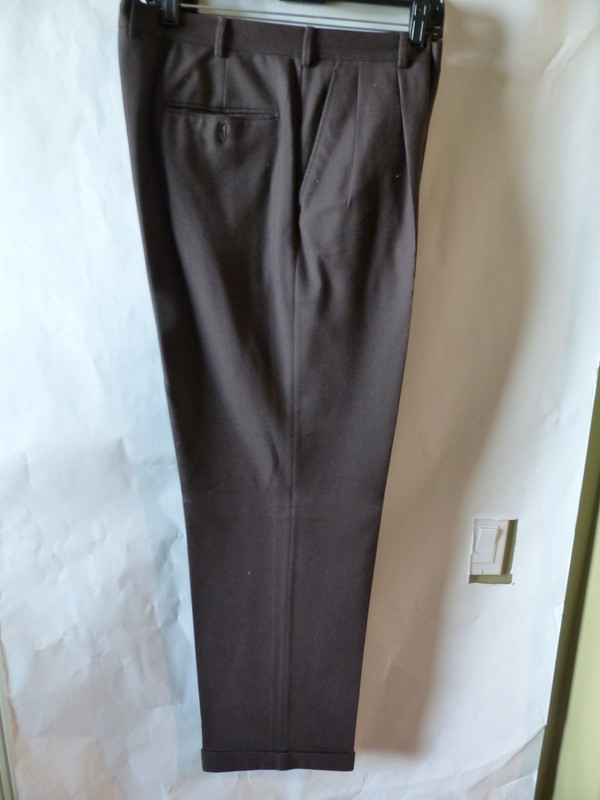 GENERIC MENS DRESS PANTS IN BROWN US MENS SIZE 46 ITALIAN 56