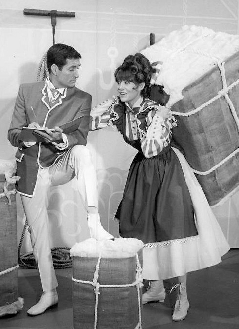 Barbara_Feldon_a50