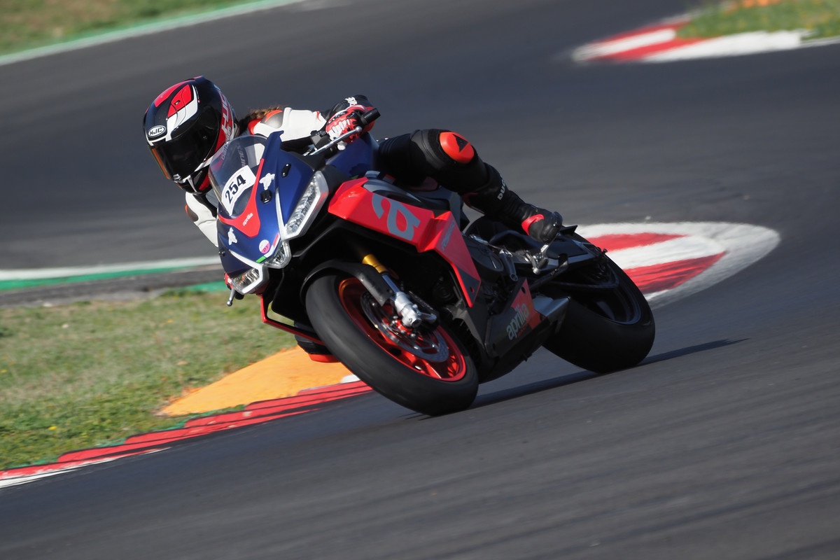 850ABF6A-A4AA-4B73-8EB0-3CFD07072184