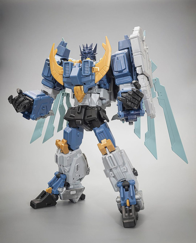 Mastermind-Creations-Reformatted-R42-D-Zef-01