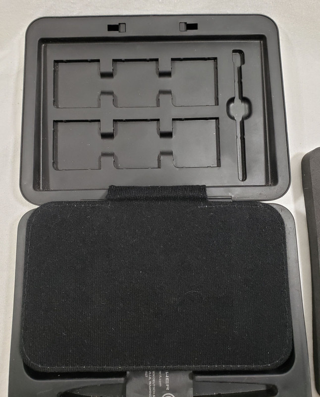 Official Nintendo DSi Hard Plastic BLACK Carrying Case logo XL DS