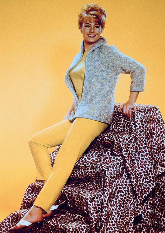 shirley_jones_ma62