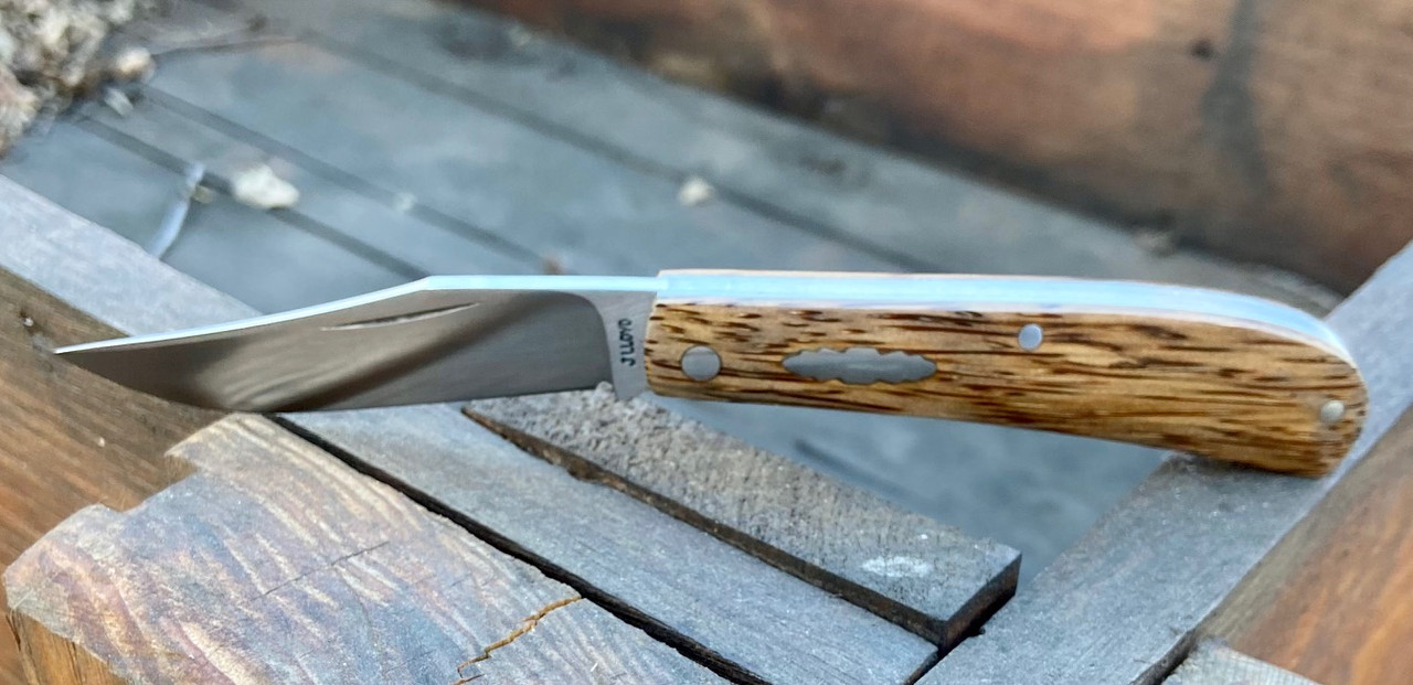 64D5E3EB-1305-4E4F-9727-47E7D6C6B901