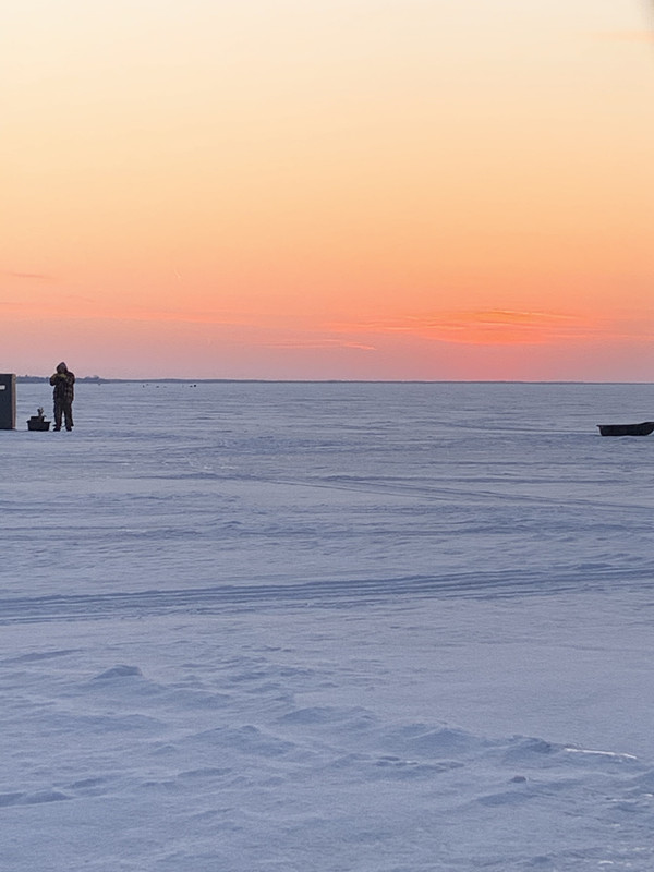 B8FC3337-85D9-422A-977B-2362F0908EA8