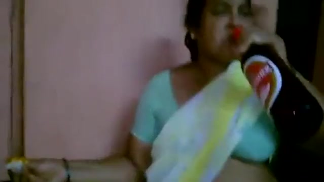 [Image: Indian-Mature-Aunty-Showing-Pussy-Boobs-...orn-07.jpg]