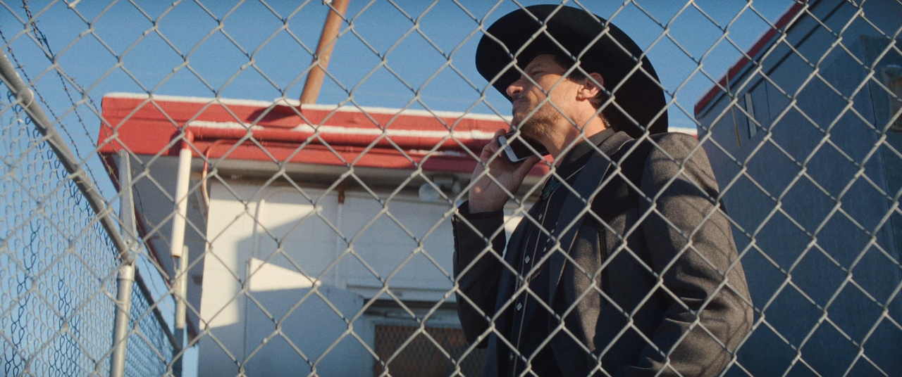 Americana.2025.DUB.MVO.BDRip.1080p.x264.seleZen.mkv_snapshot_00.27.14.800