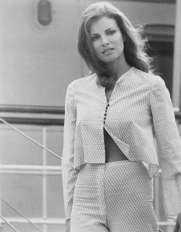 raquel_welch_e48