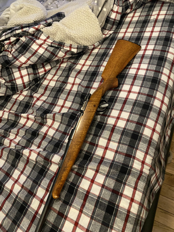 EF5C3E6B-19A7-4A37-A799-8572DF861563