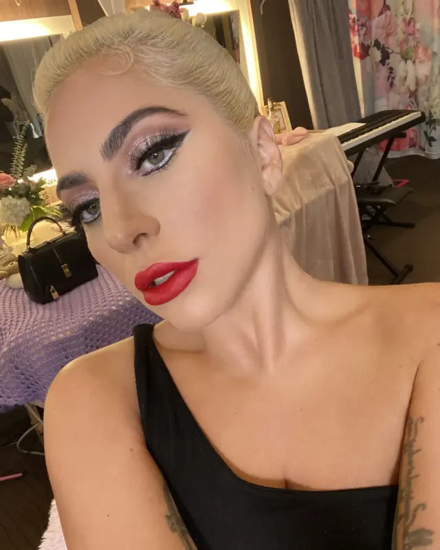 10-22-21-Instagram-001.webp