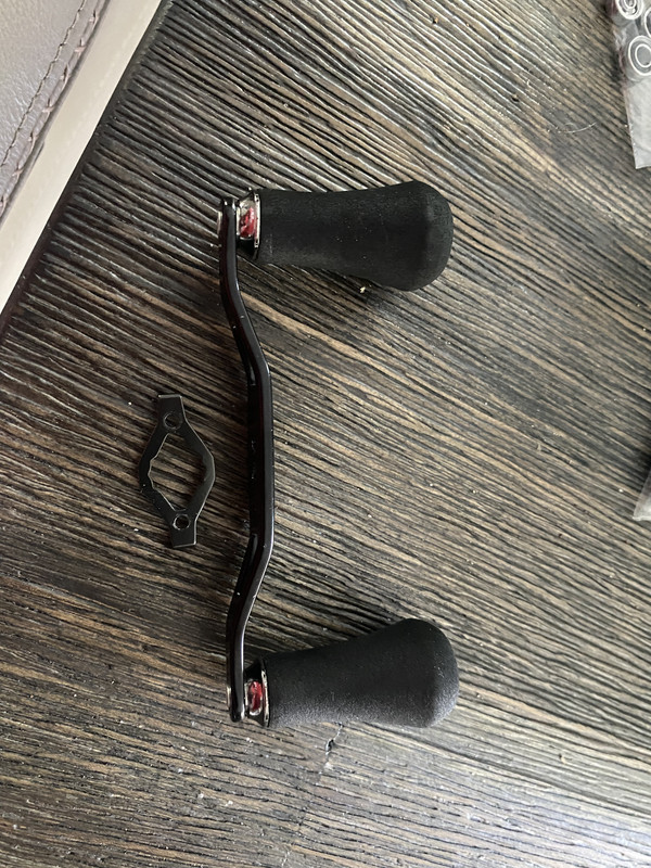 5D5B378A-E749-47F3-AA41-9ED994995B30