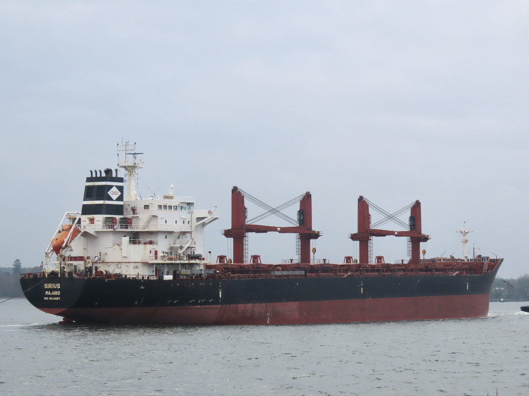 AA6BE276-FB1E-480B-996C-A1C203EA1EAB