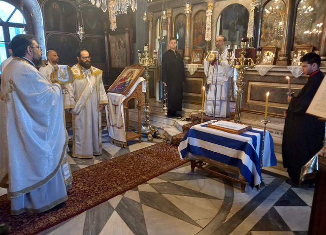 ΘΕΙΑ ΛΕΙΤΟΥΡΓΙΑ ΥΠΕΡ ΤΩΝ ΝΑΥΤΙΚΩΝ ΣΤΗΝ ΝΑΥΠΡΥΤΑΝΙ ΧΙΟ